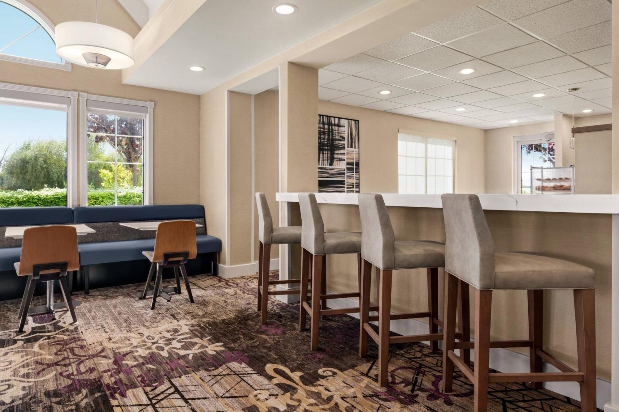 Residence Inn By Marriott Salinas Monterey Exterior photo