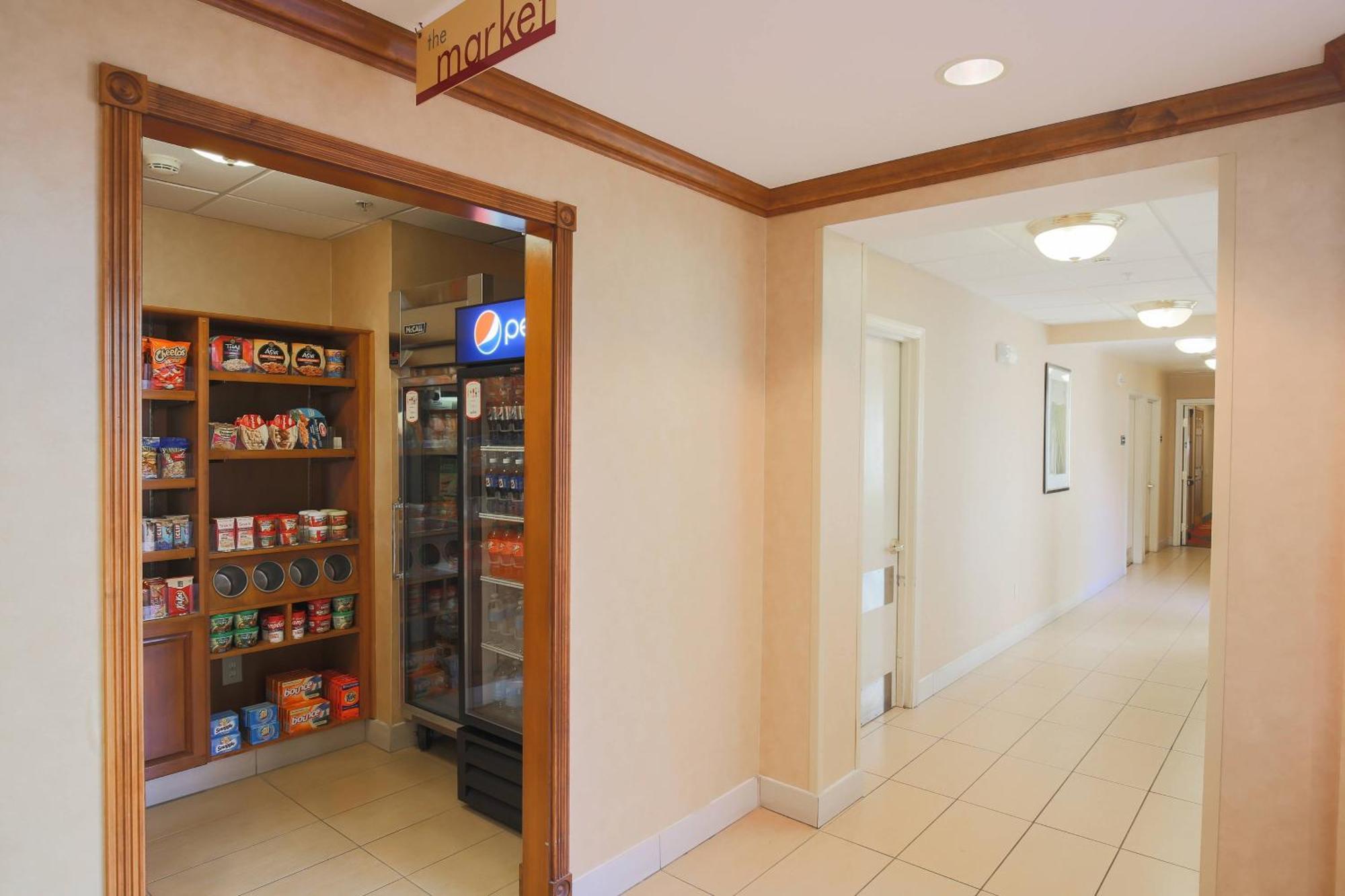 Residence Inn By Marriott Salinas Monterey Exterior photo